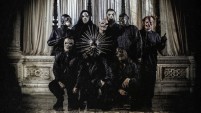 IEBĀZ PIRKSTUS SAVĀS ACĪS - Viļņā koncertēs Slipknot